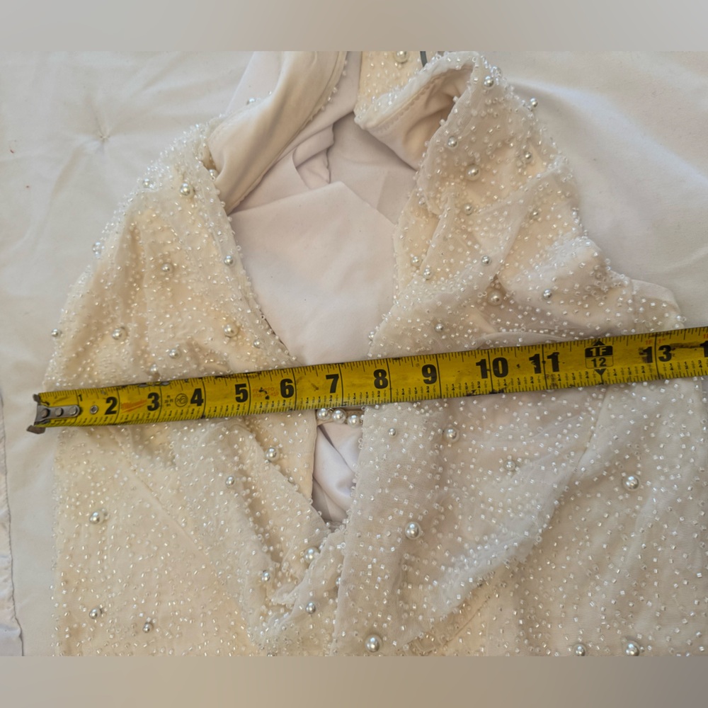 Oh Polly Versailles Deep Plunge Embellished Mini Dress White Pearl Sz 8 - Picture 9 of 10